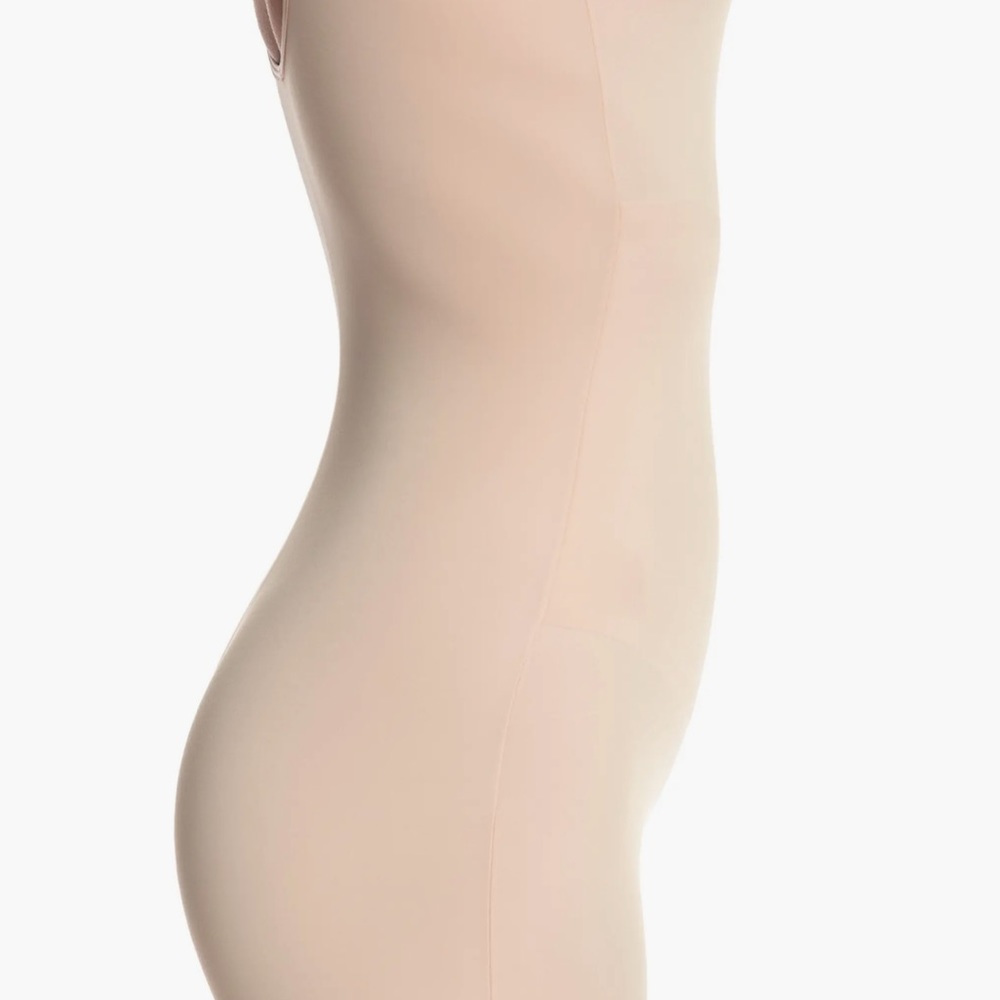 TC Shape Romper - Picture 4 of 5
